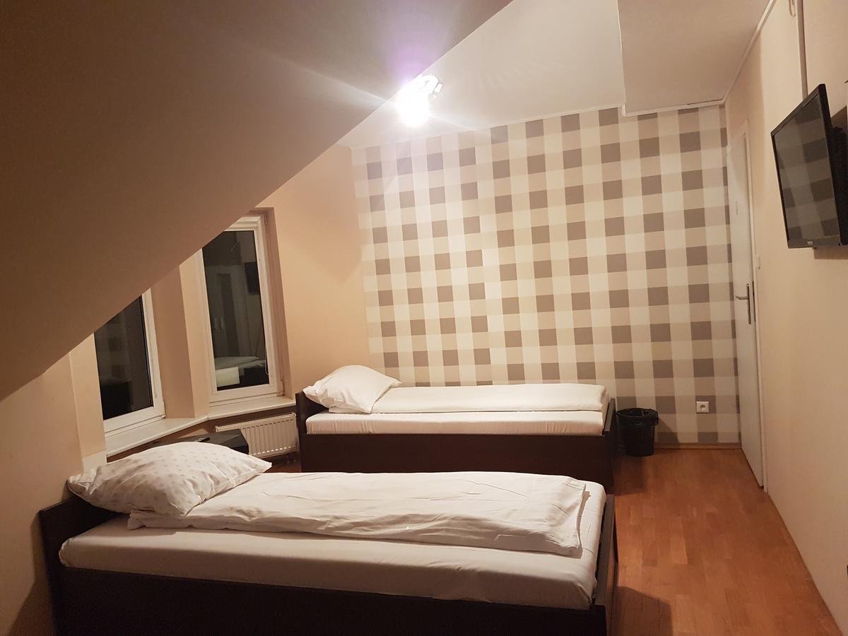 Duszka Hostel Varsovie Extérieur photo