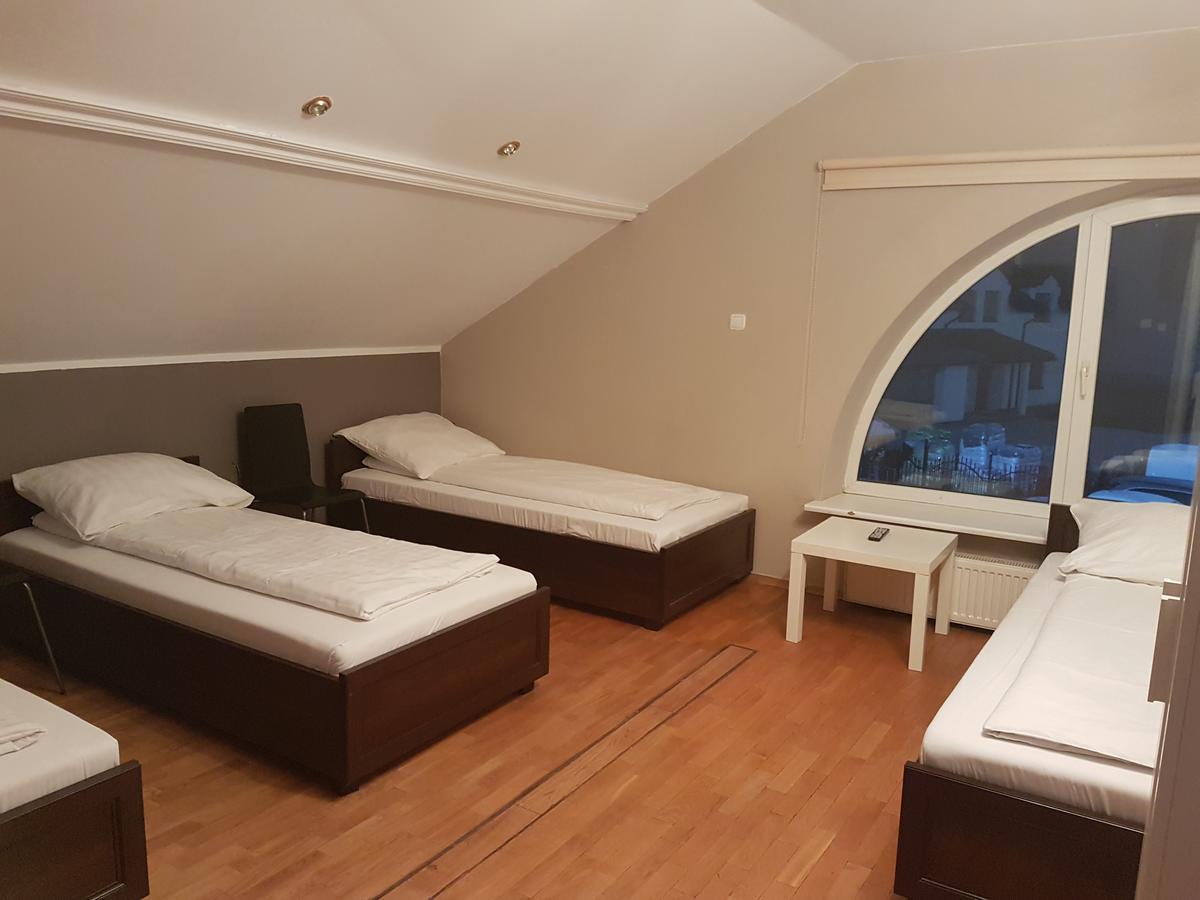 Duszka Hostel Varsovie Extérieur photo